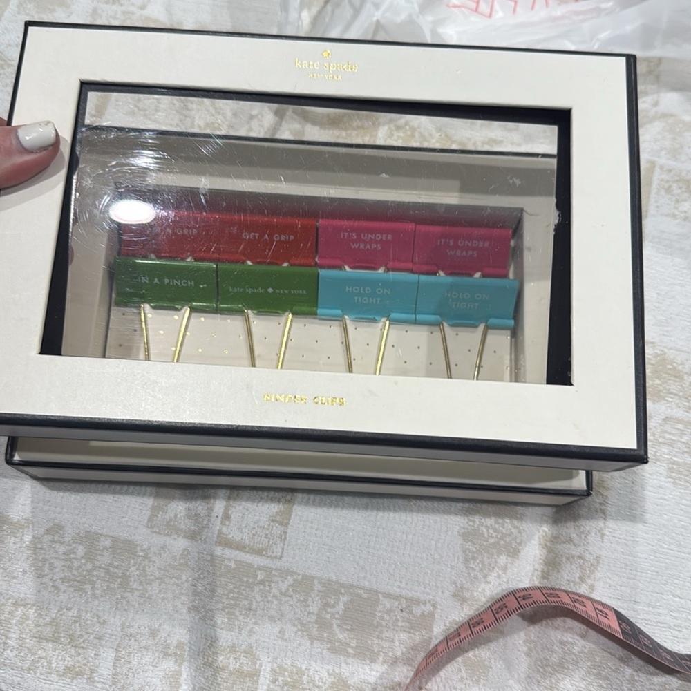 Kate Spade NWT 8 Binder Clips with sayings and colors see description host pick - Picture 10 of 15